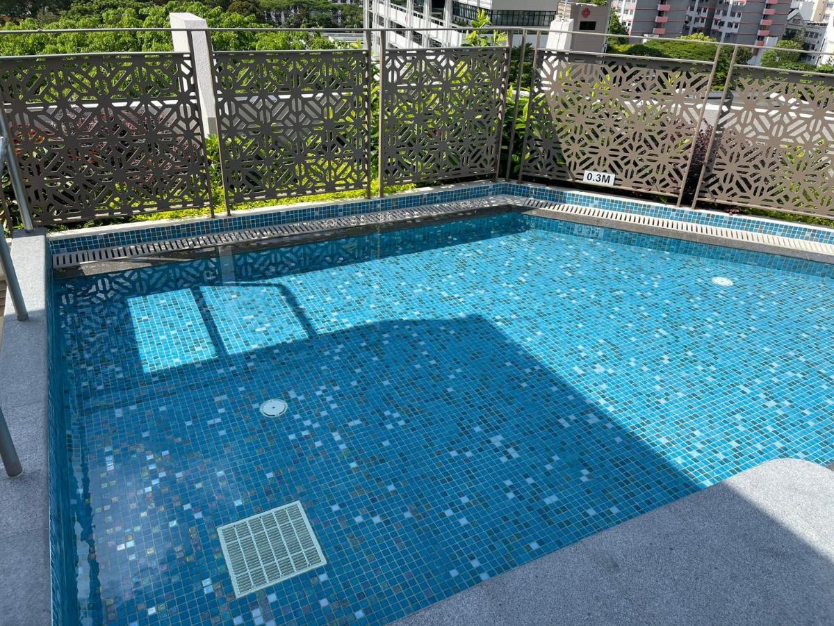 Aqueen Prestige Hotel Jalan Besar 싱가포르 외부 사진