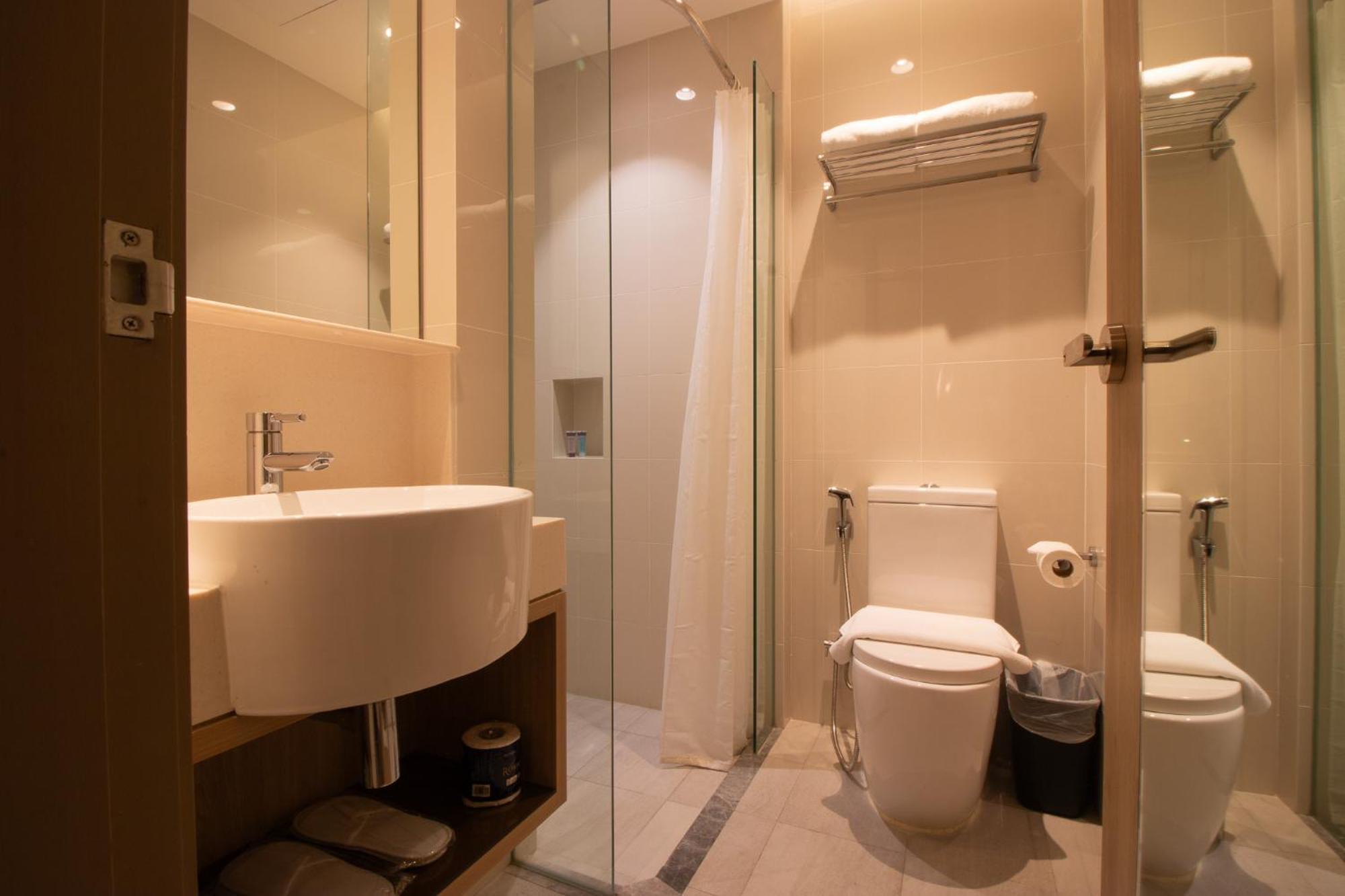 Aqueen Prestige Hotel Jalan Besar 싱가포르 외부 사진