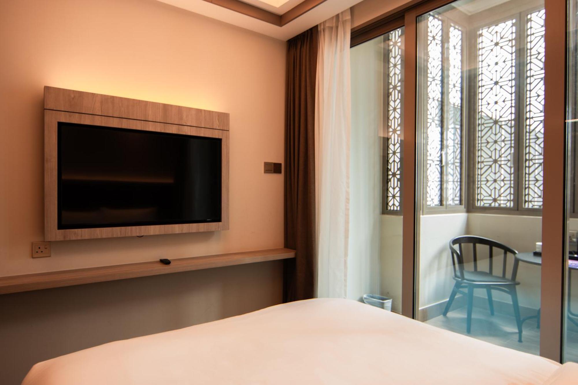 Aqueen Prestige Hotel Jalan Besar 싱가포르 외부 사진